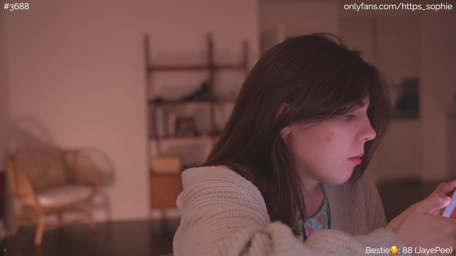 https_sophie video thumbnail