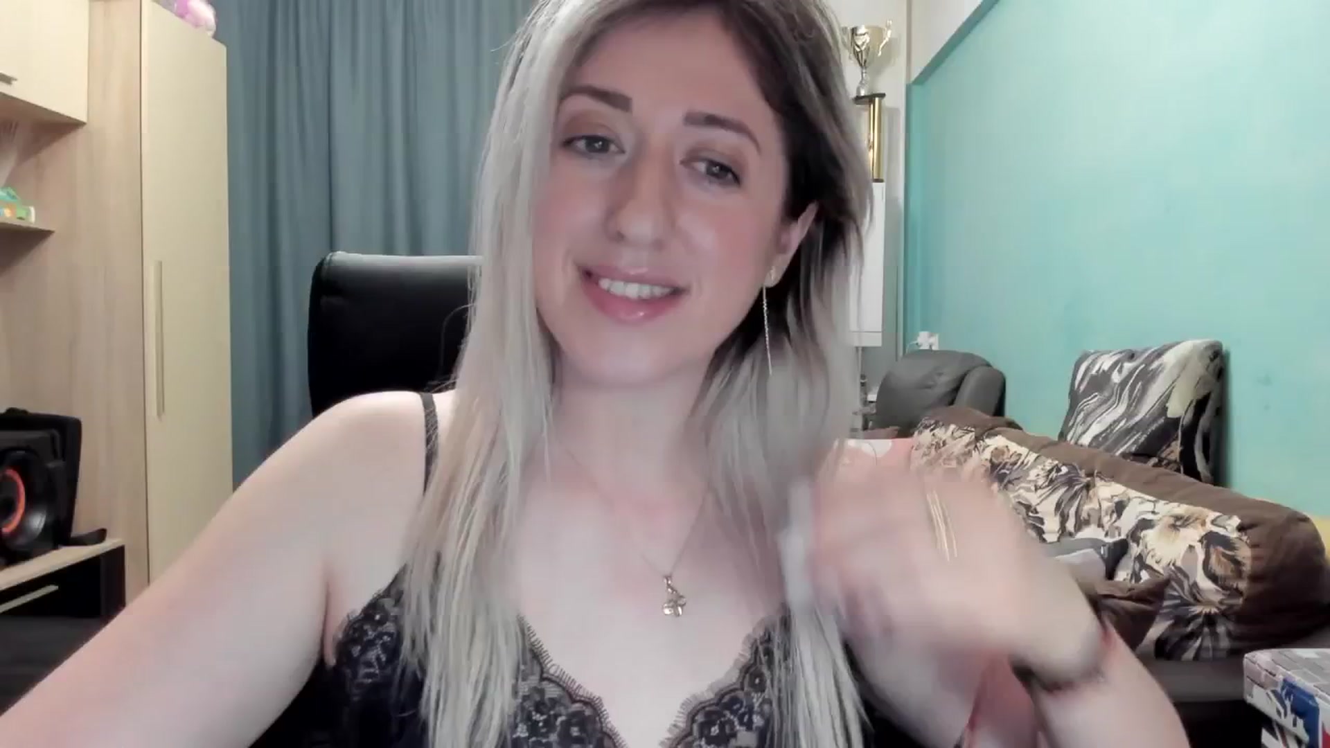 SweetDelia_ video thumbnail