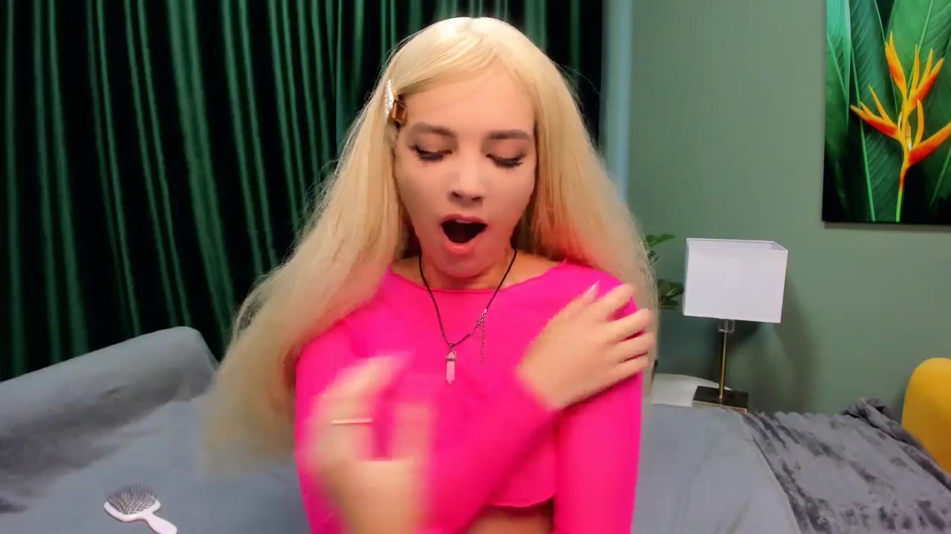 EsterCandy video thumbnail