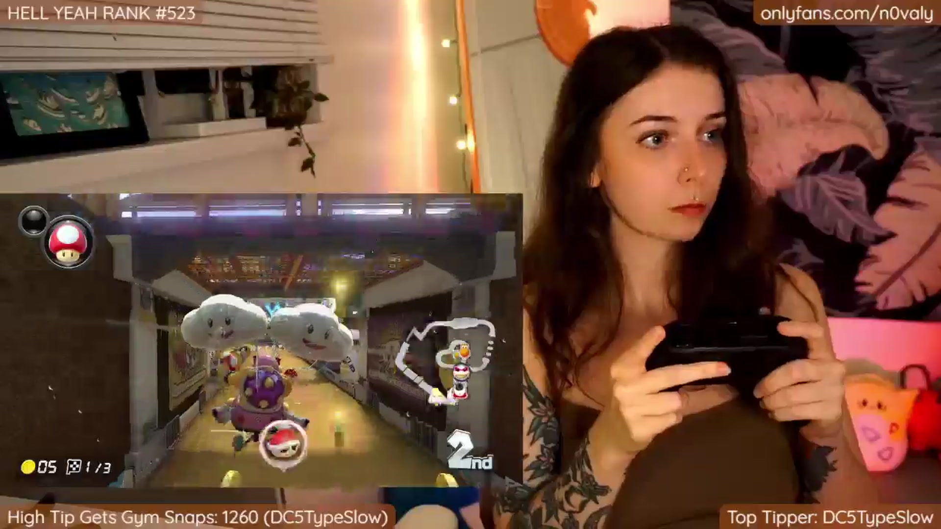 N0valy video thumbnail