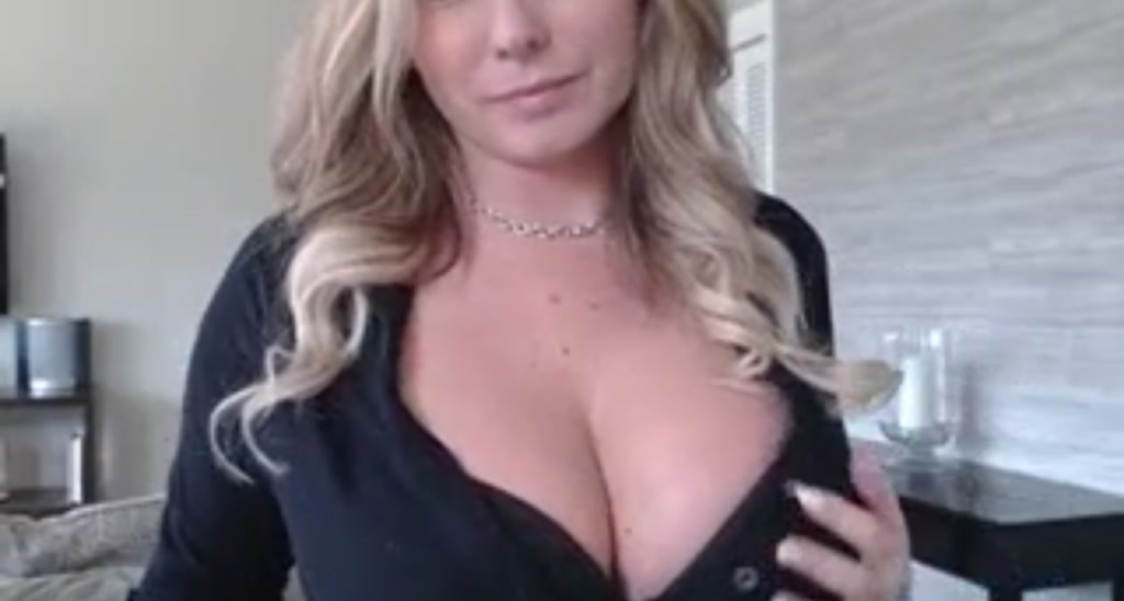JuicyJamie_69 video thumbnail