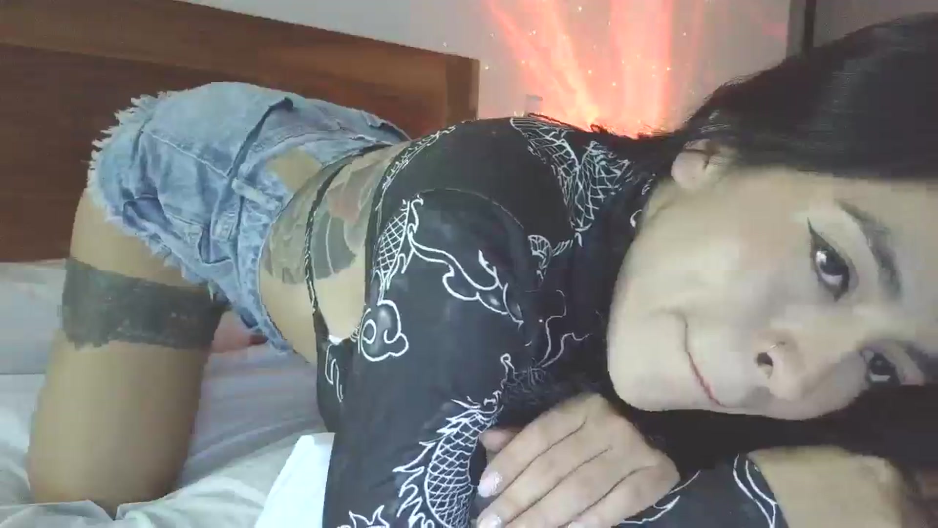 yesicat video thumbnail