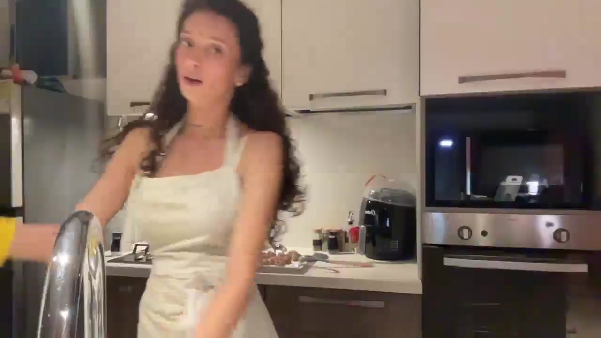 SweetEllie video thumbnail