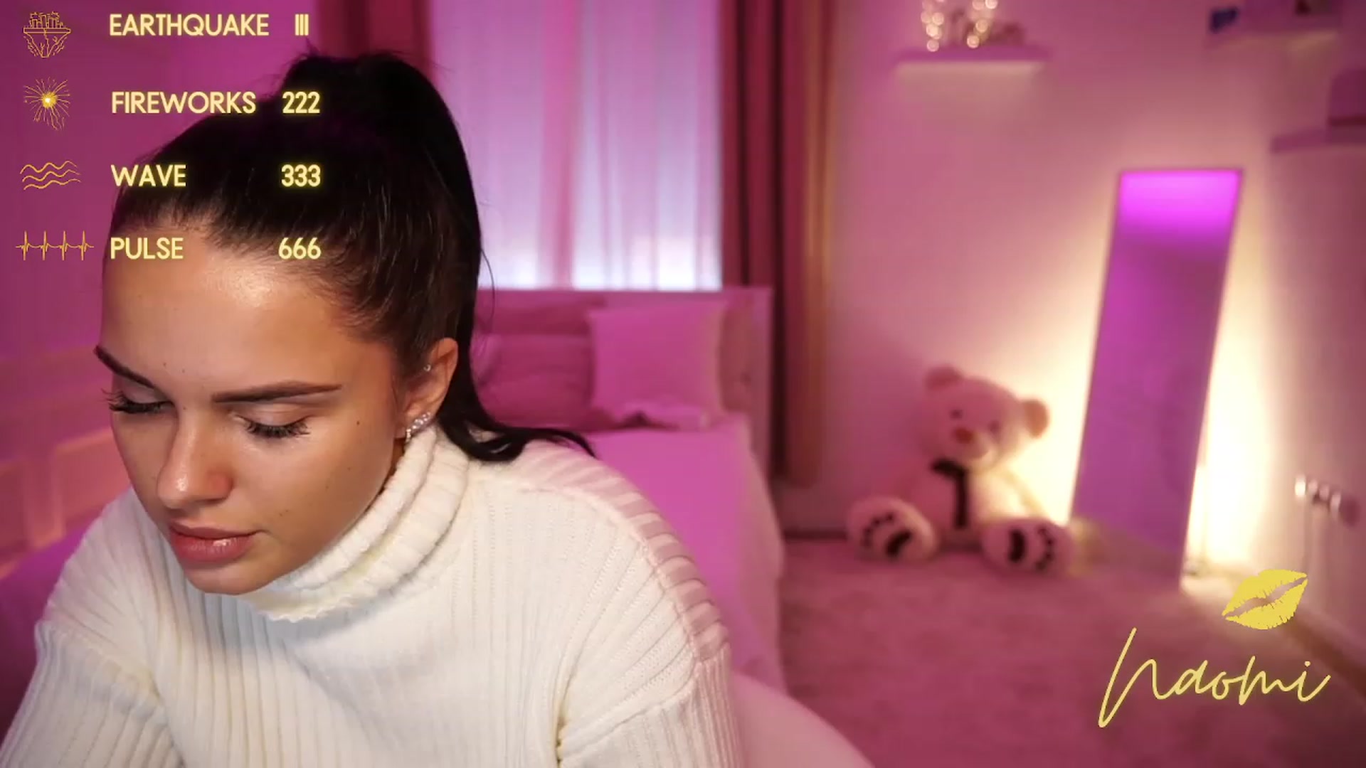 cinnabellee video thumbnail