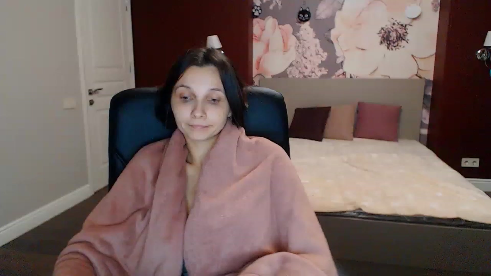 Karina_Mils video thumbnail