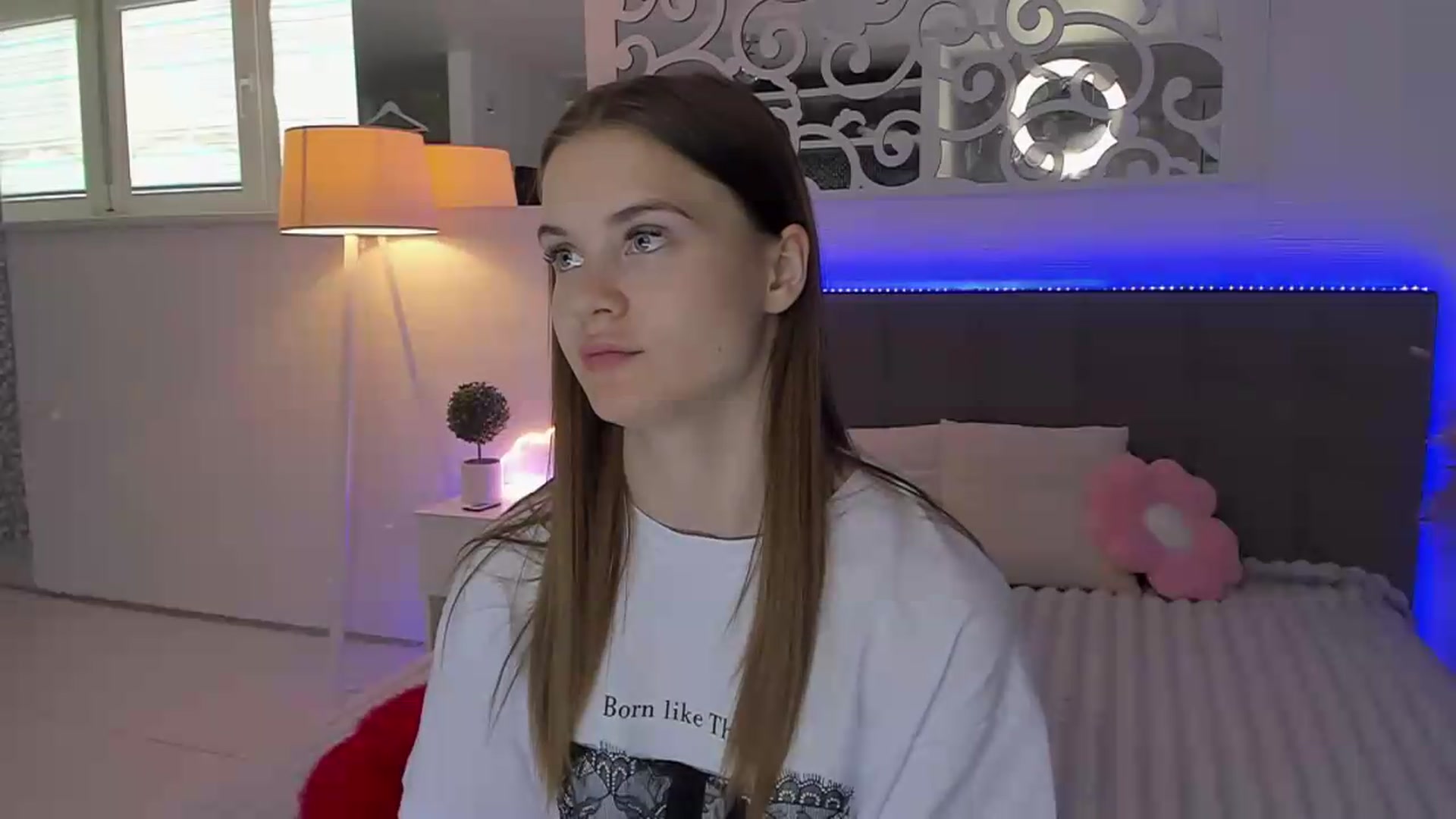 LuisaClover video thumbnail
