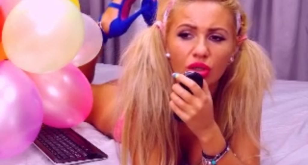 BellaDissick video thumbnail