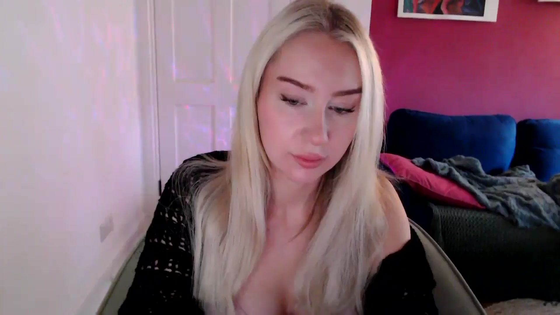 PetiteAvax video thumbnail