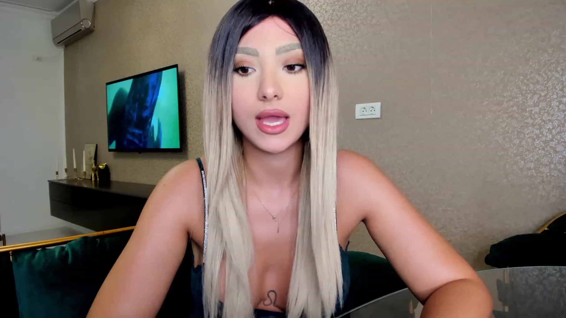 HONEY_A video thumbnail