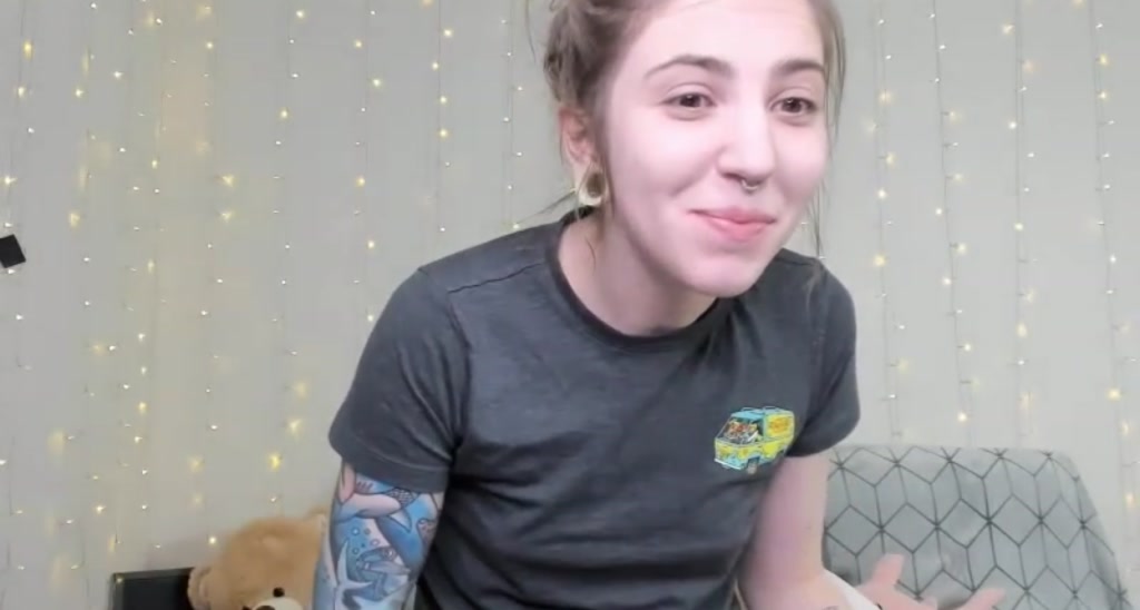 TheSharkQueen video thumbnail