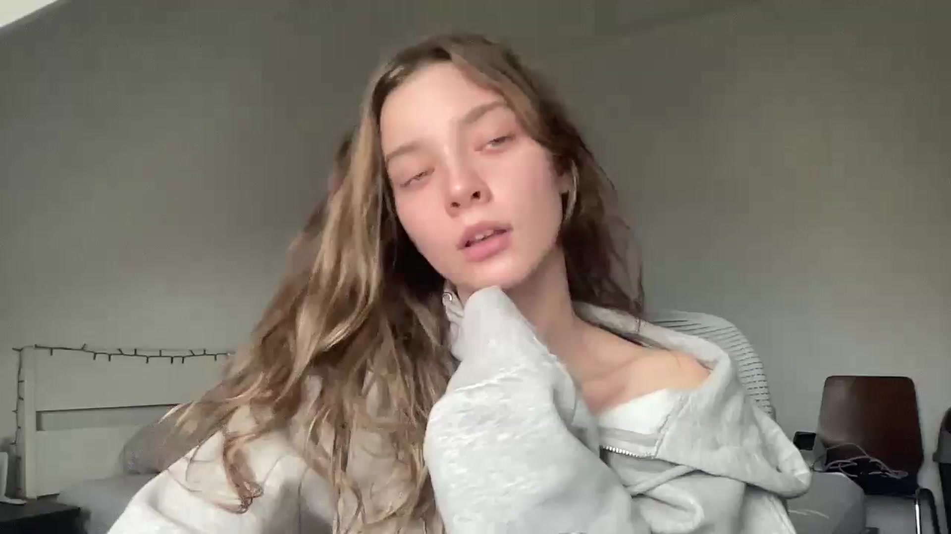 Shinie_ video thumbnail