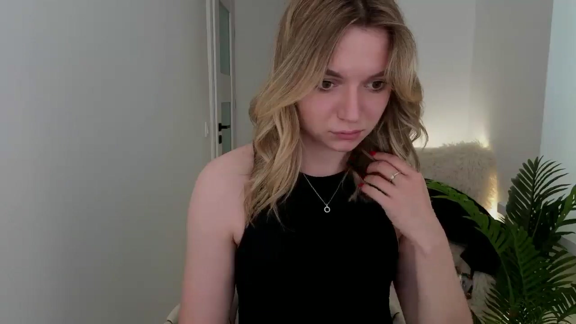 AshleyMimi video thumbnail