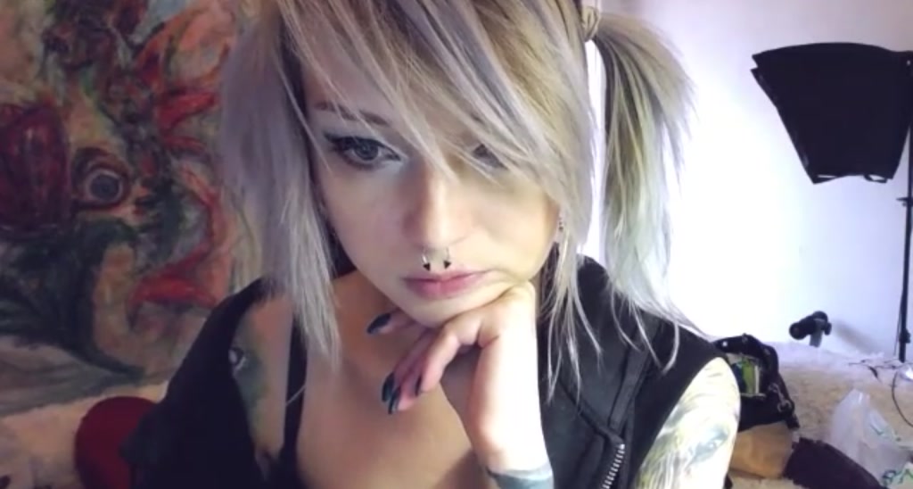 LoreLaye_ video thumbnail