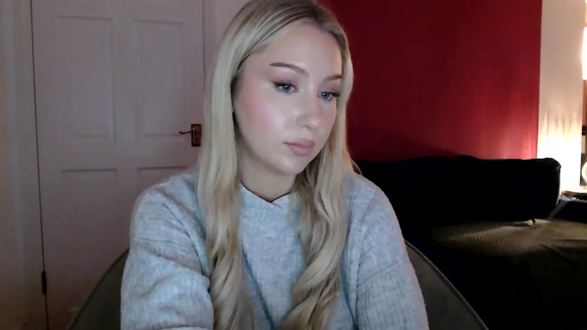 PetiteAvax video thumbnail