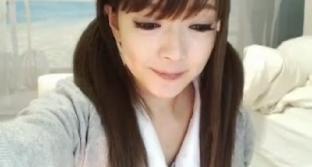 XxMayuka video thumbnail