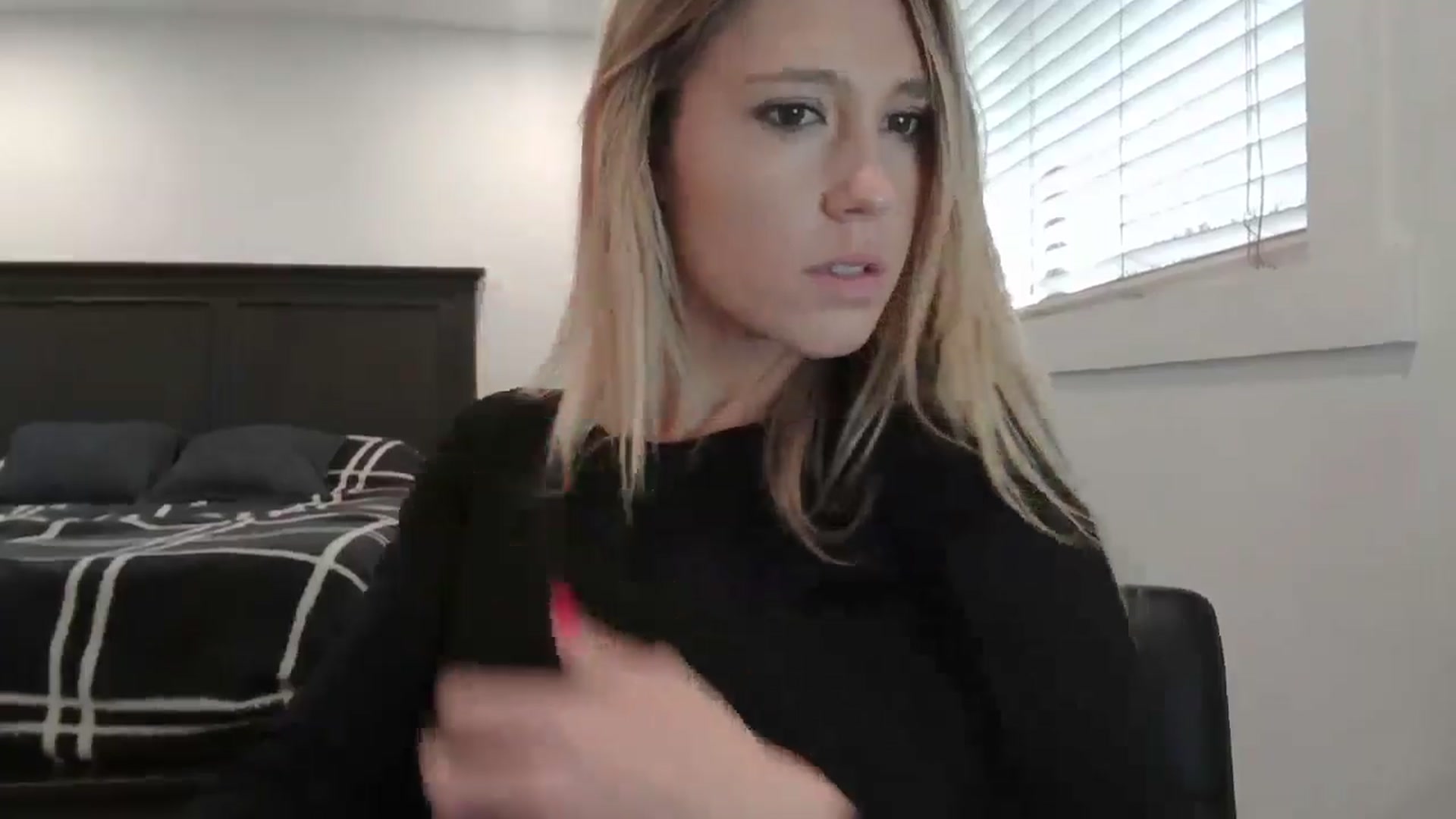 blond_milf video thumbnail