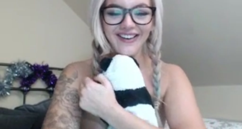UkDreamGirl video thumbnail