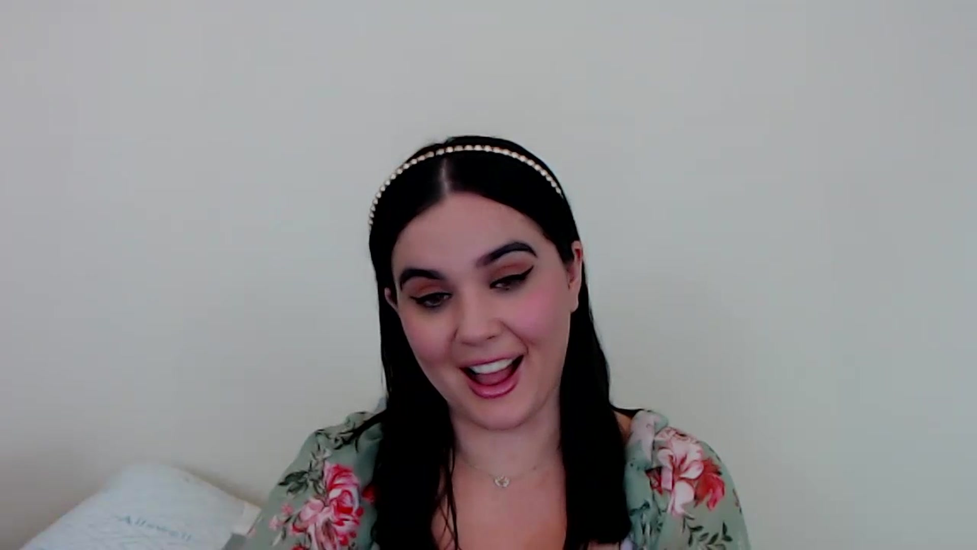 Giaislovely video thumbnail