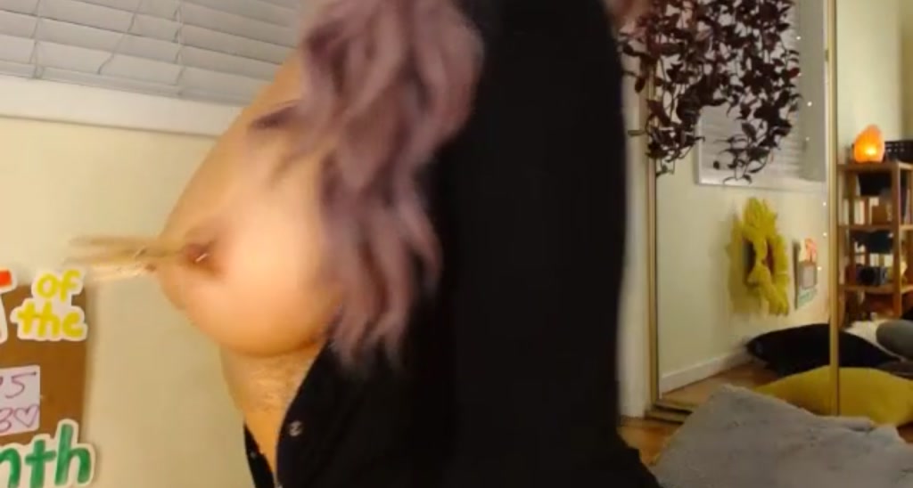 KissingHigh video thumbnail