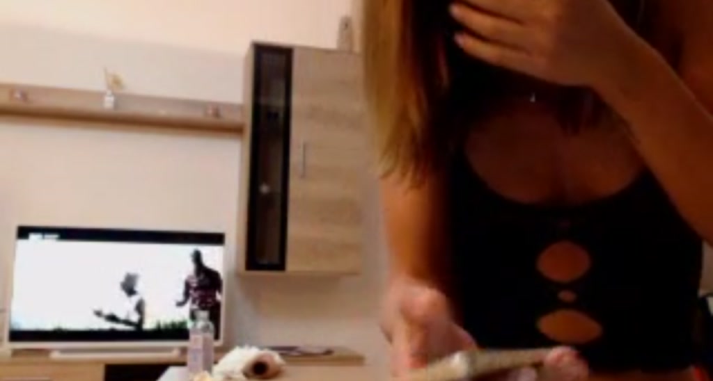 VanessaJoy video thumbnail