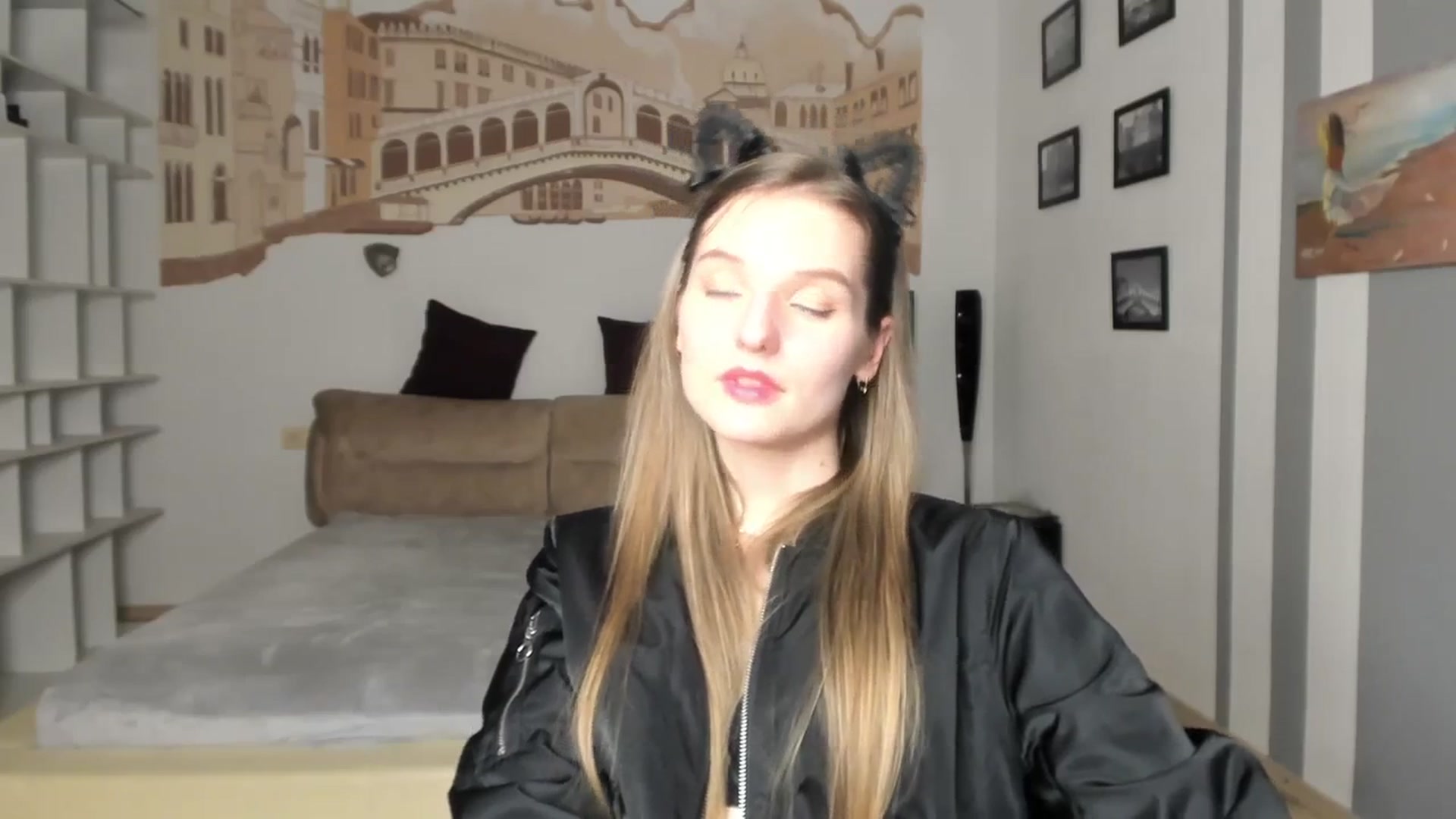 NadyaMoons video thumbnail