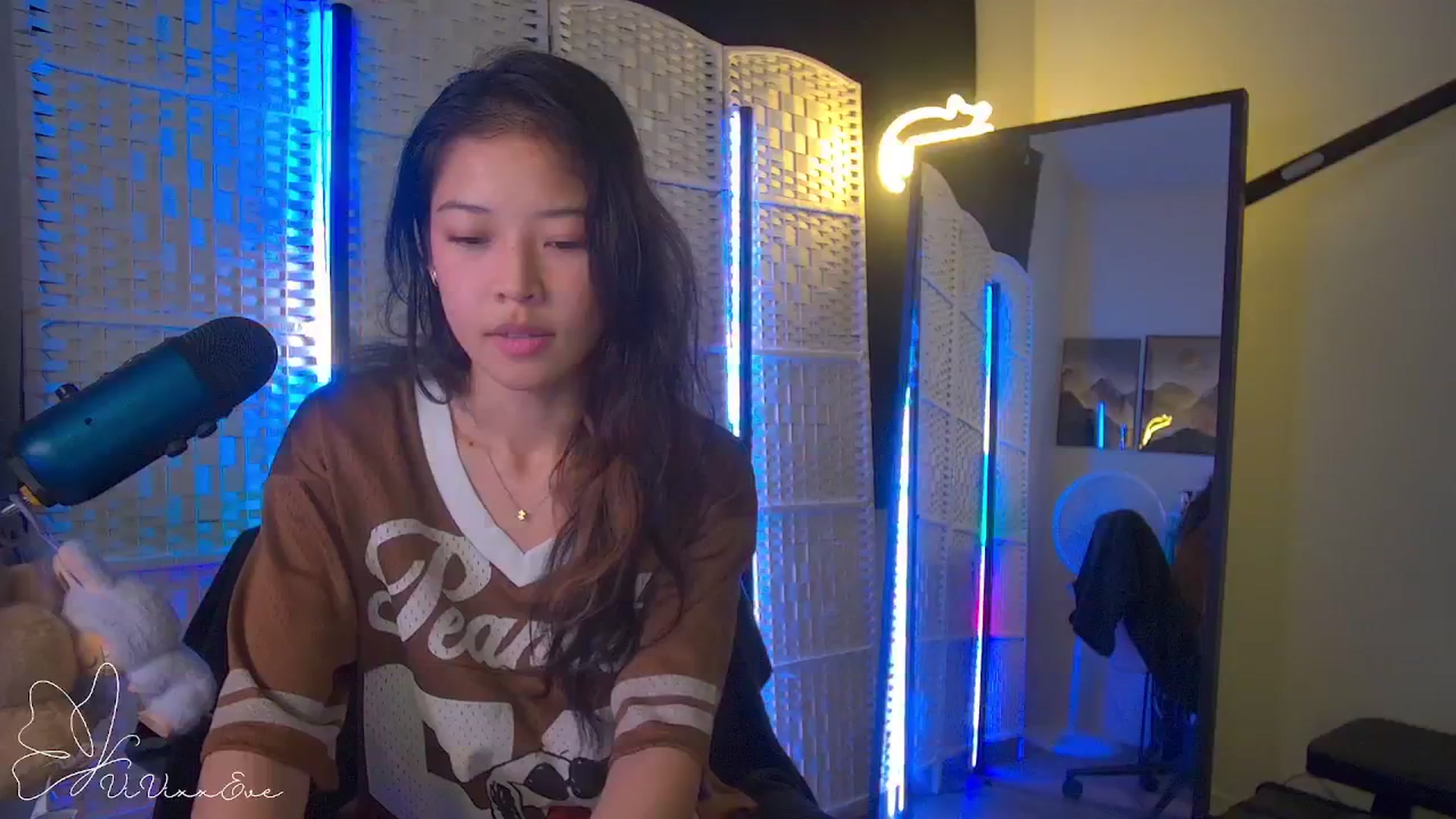 Vivixxeve video thumbnail