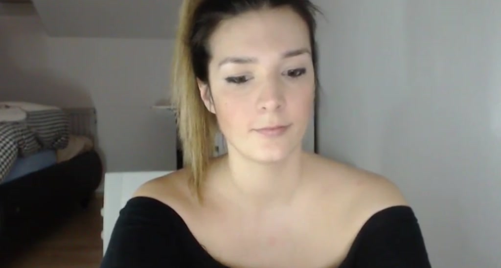 Alessndra video thumbnail