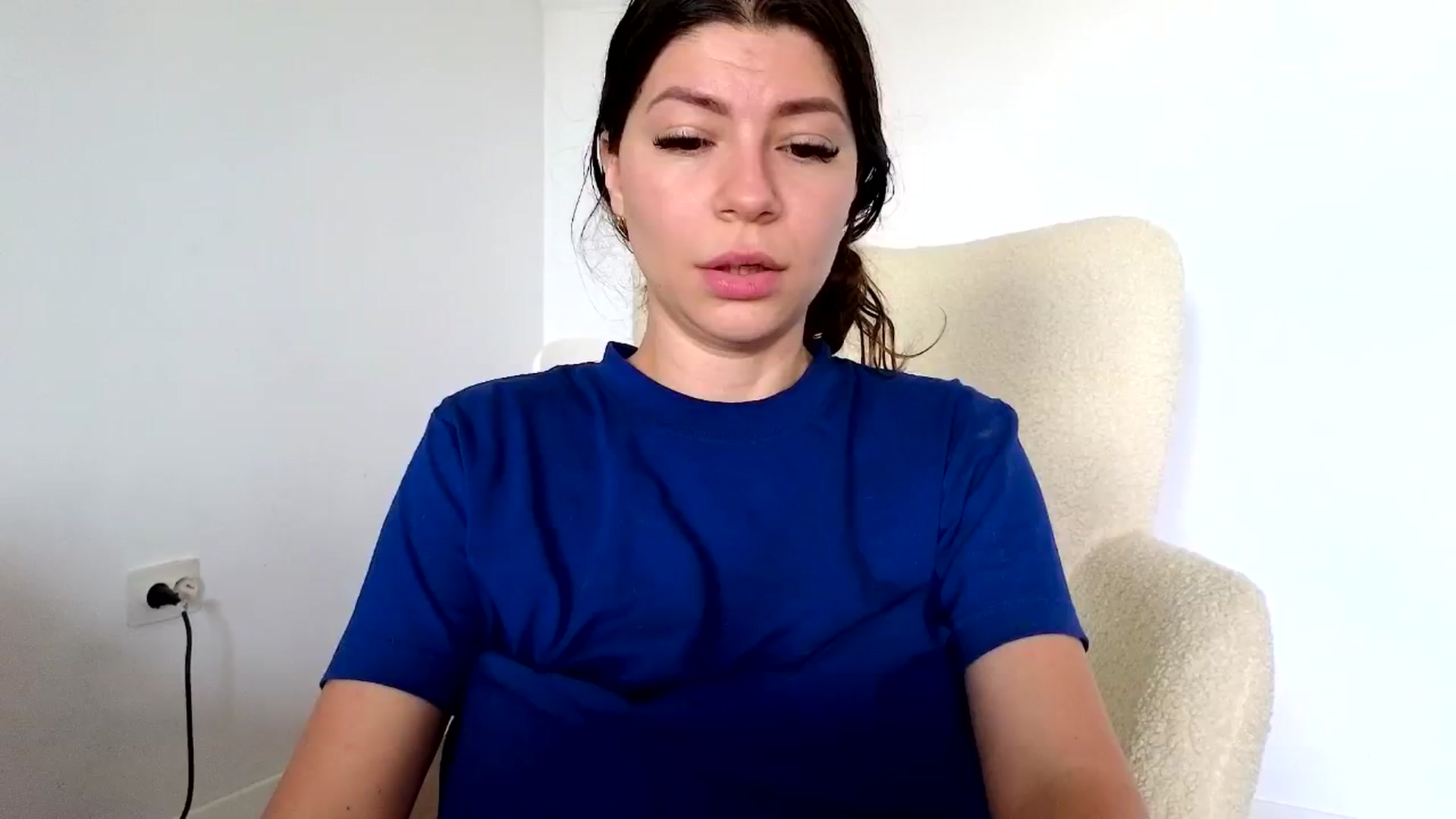 Jullyenn3 video thumbnail