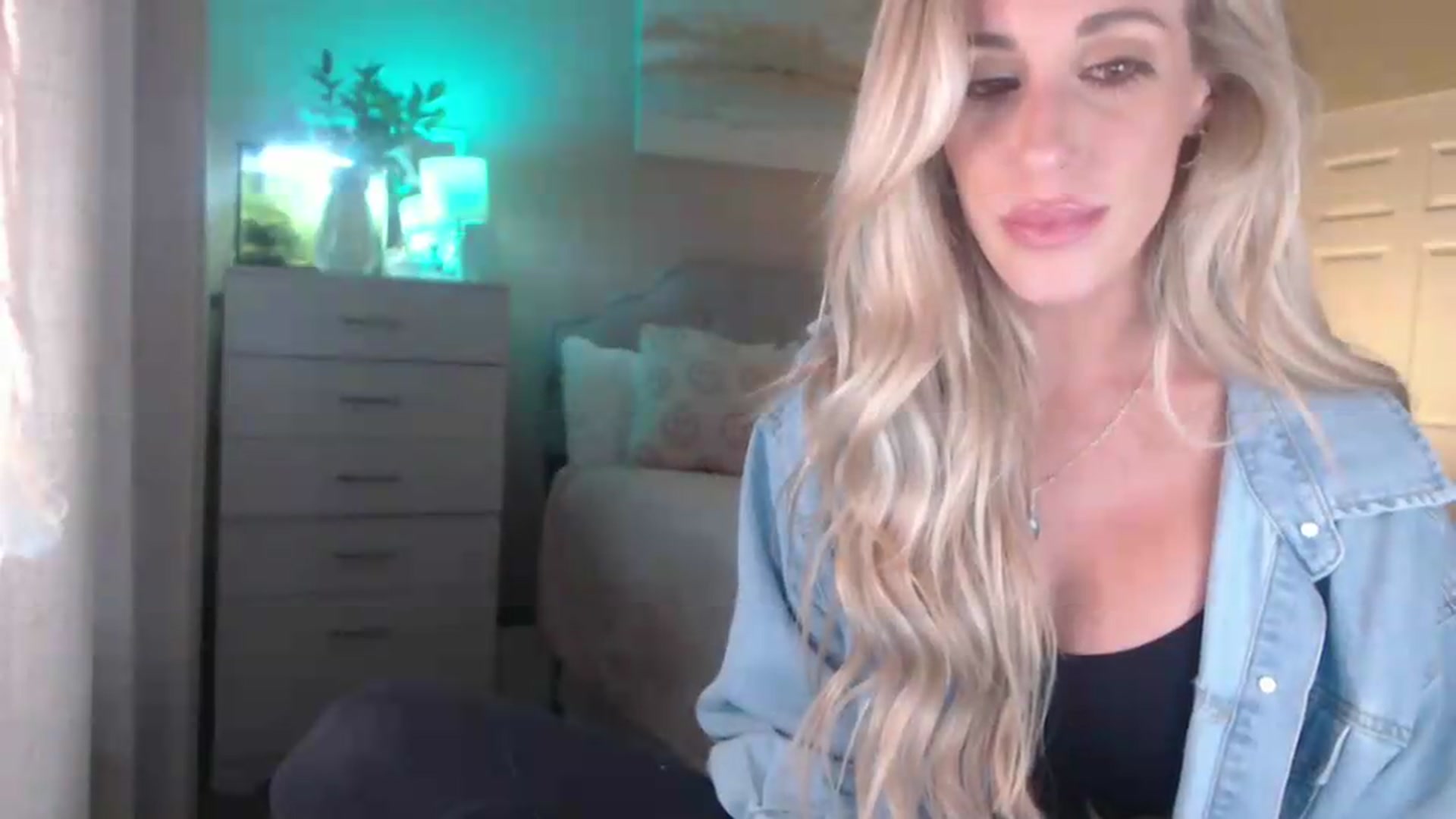 Queen_bambii video thumbnail
