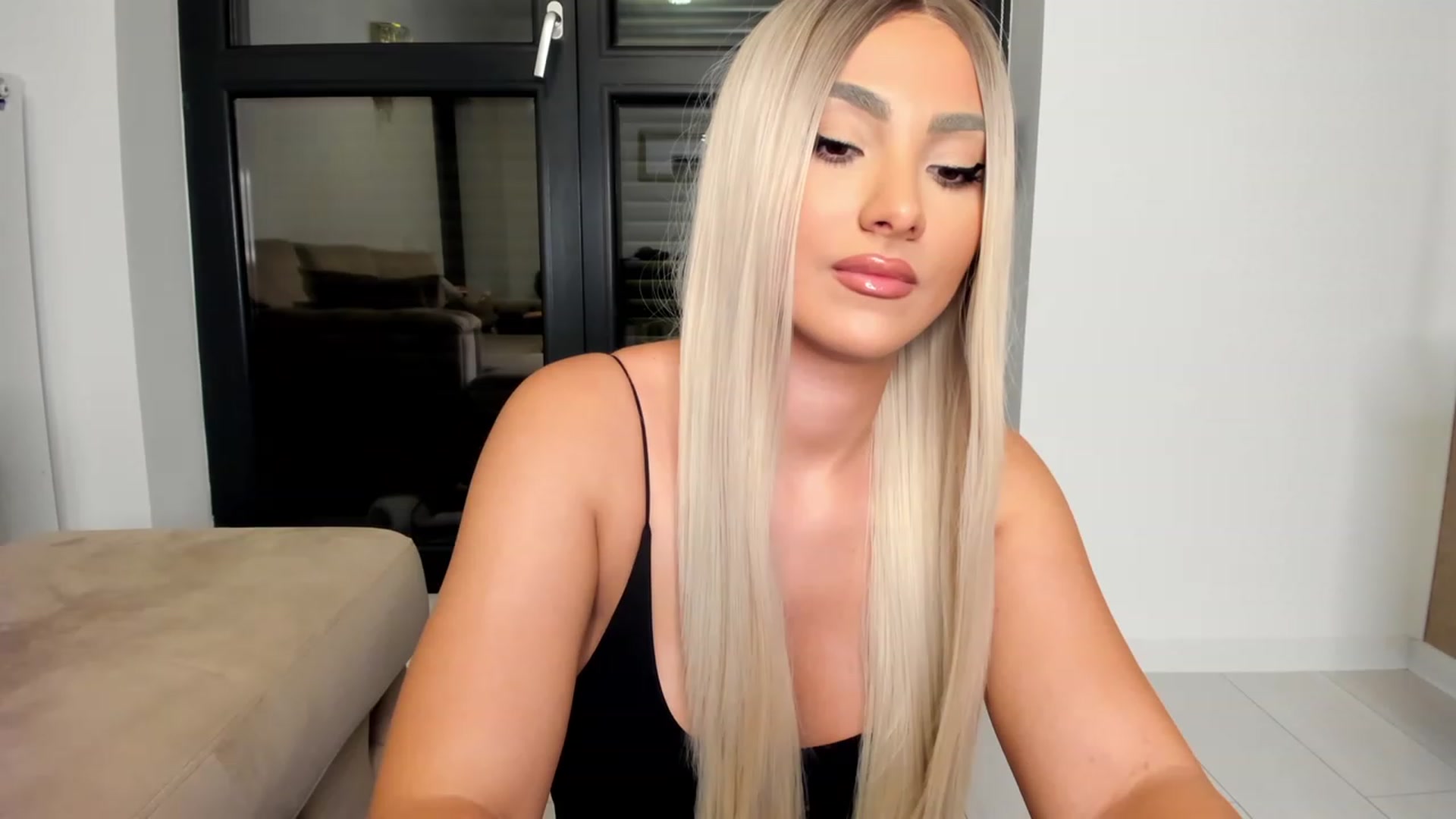 HONEY_A video thumbnail