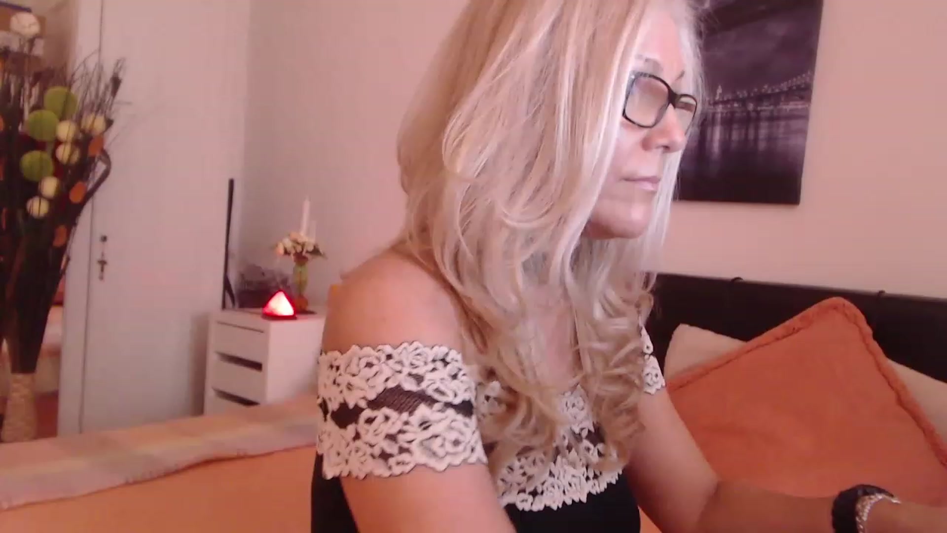 Reeya71 video thumbnail