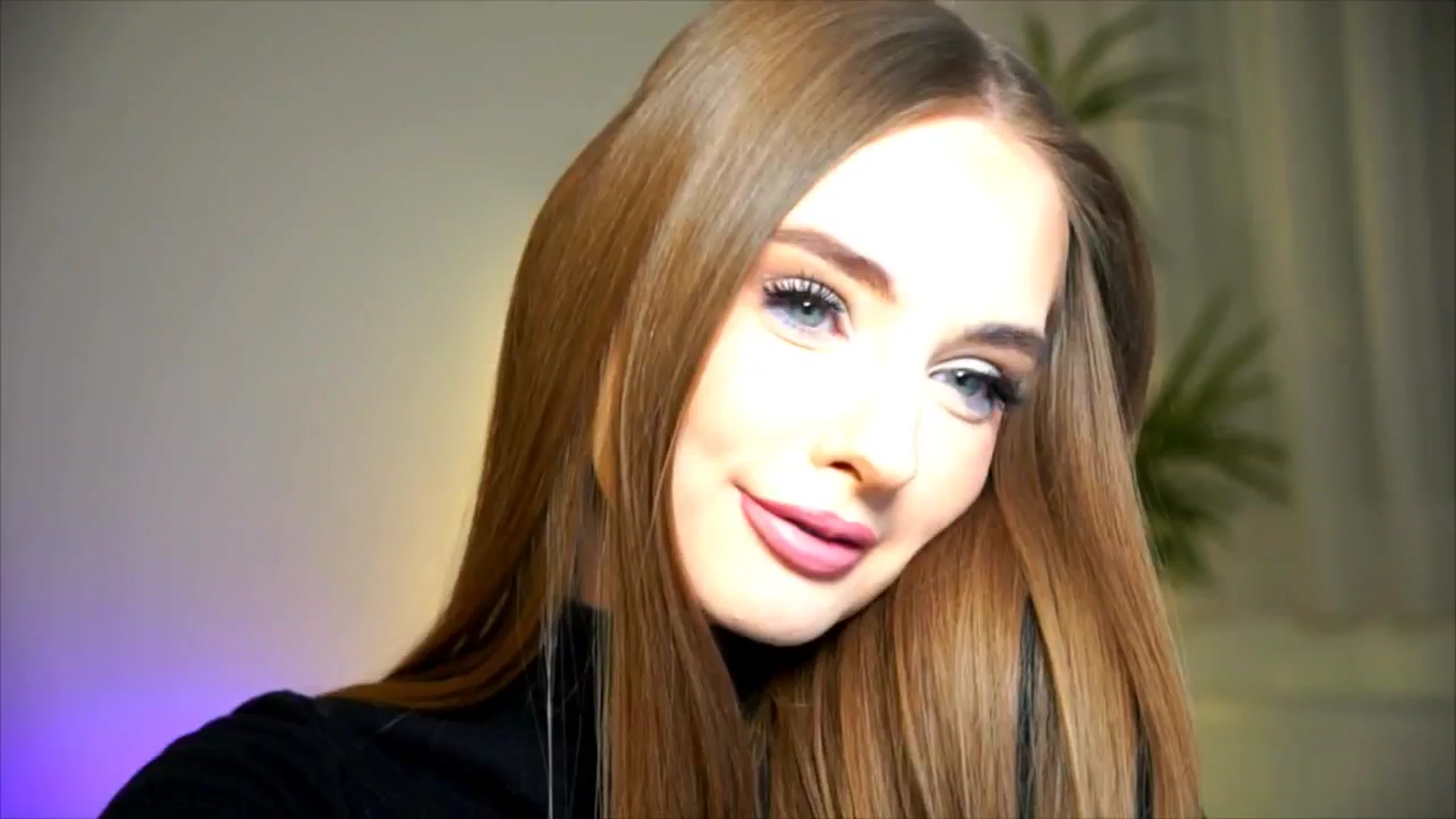 petitegonwild video thumbnail