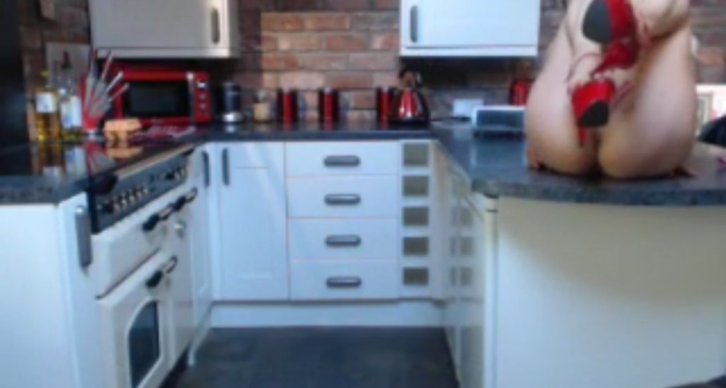 English_rose_ video thumbnail