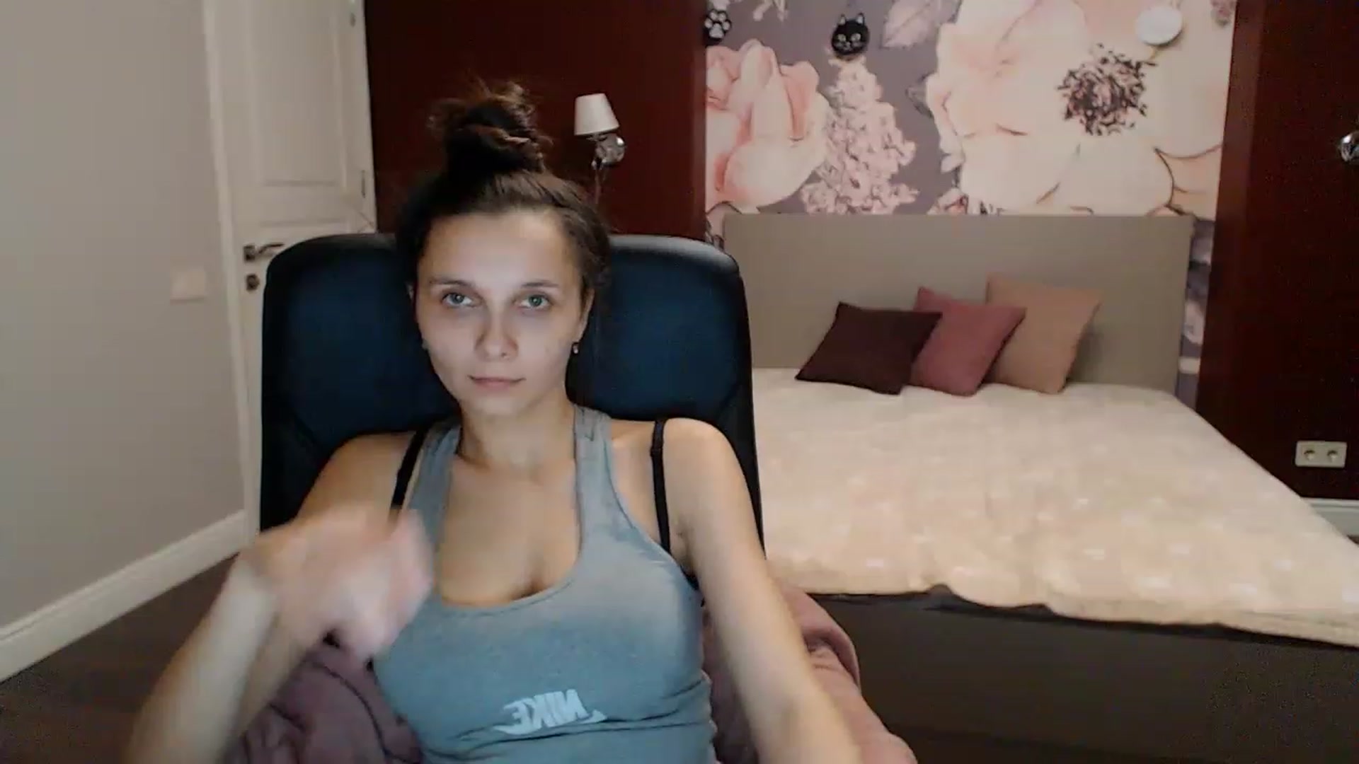 Karina_Mils video thumbnail