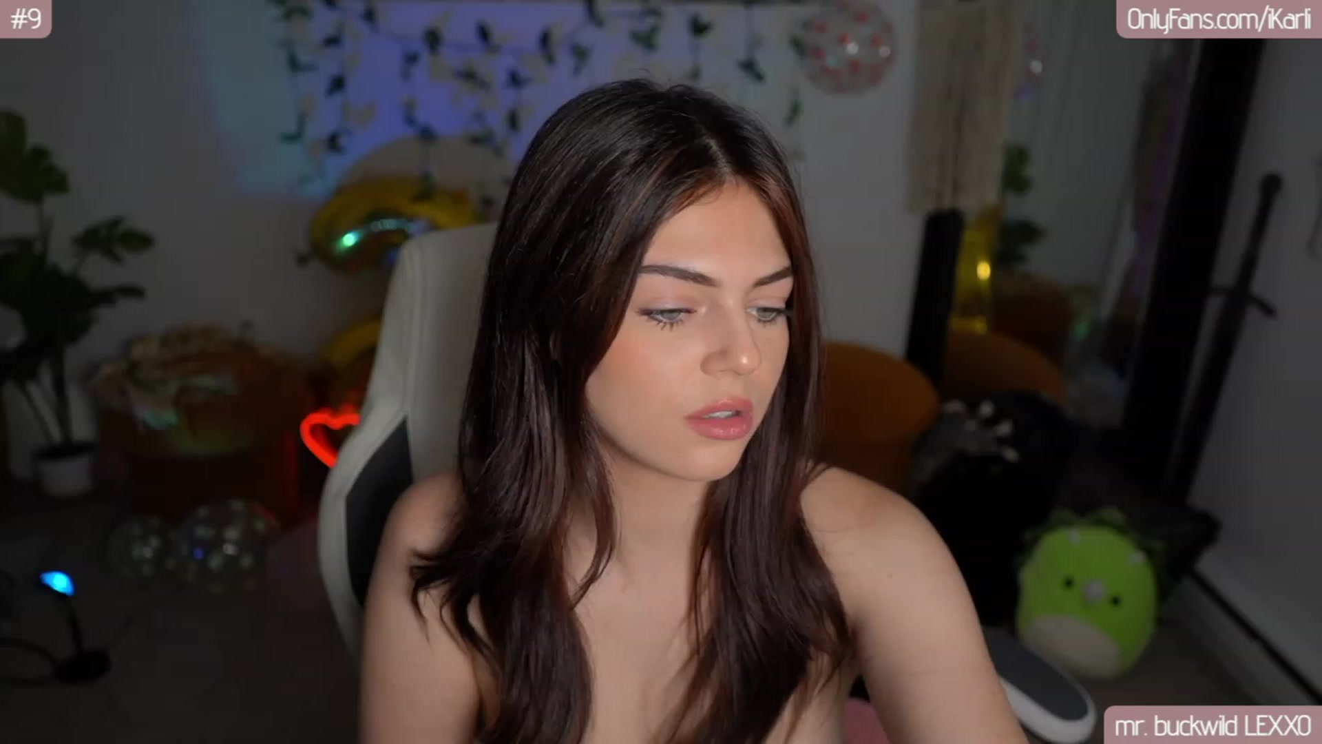 iKarli video thumbnail