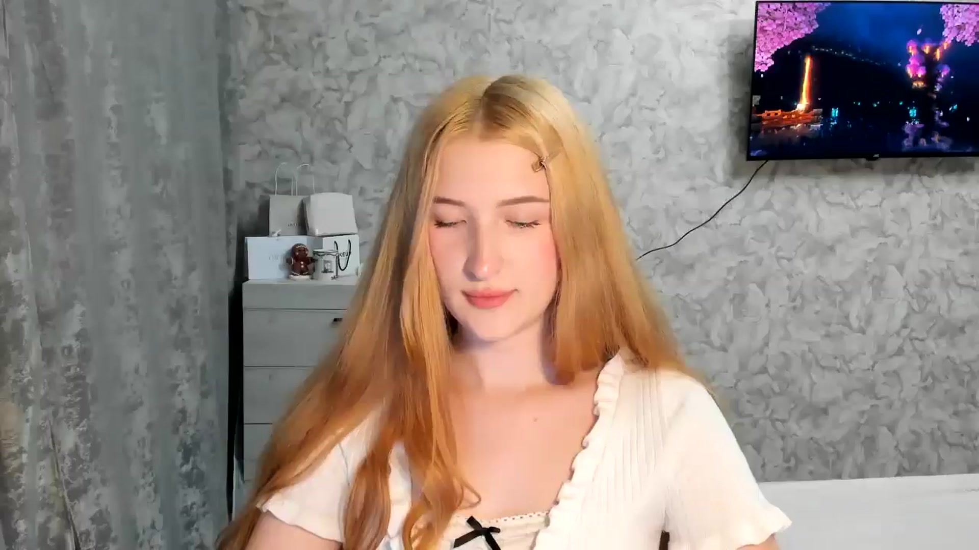 Ilona_Here video thumbnail
