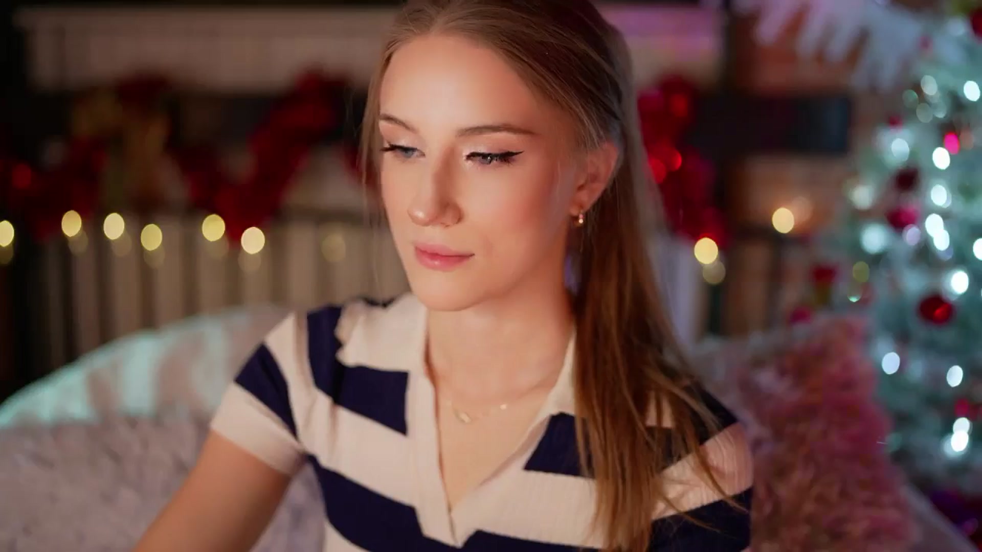 Luna_Moore1 video thumbnail