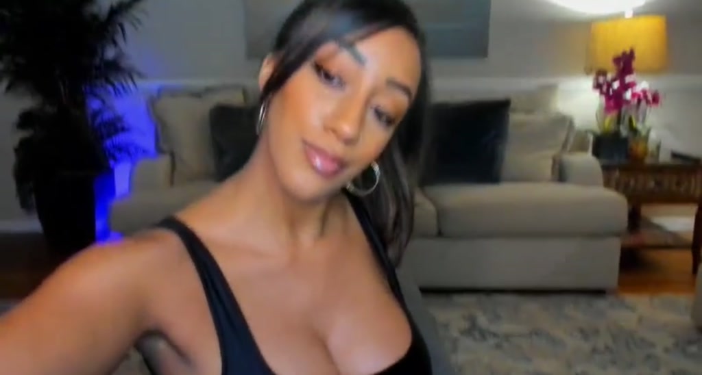 Ariana_Gray video thumbnail