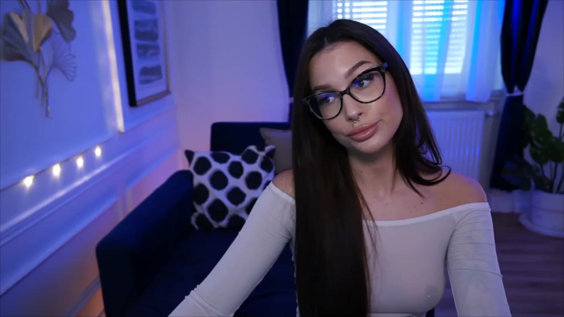blueexstacey video thumbnail