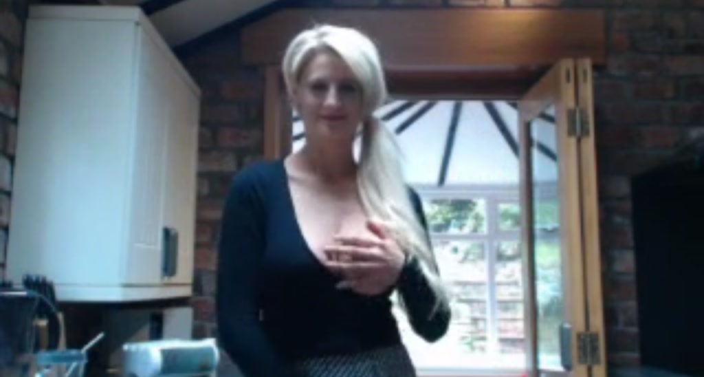 English_rose_ video thumbnail