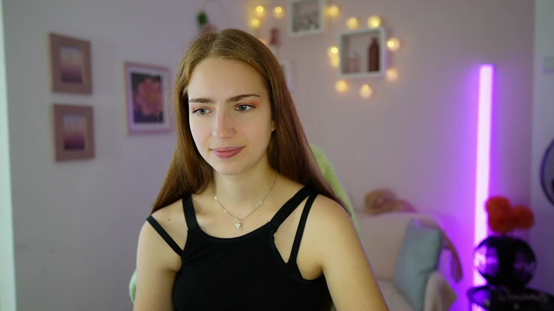 Naomi_Woods18 video thumbnail