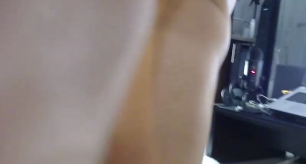 kamikiss video thumbnail