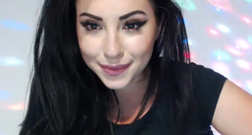 aLeDoll video thumbnail