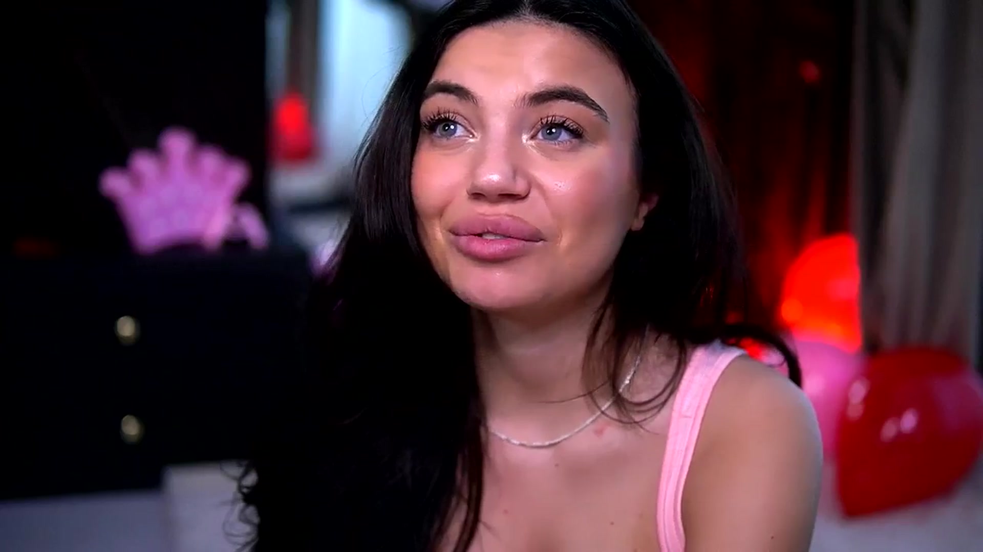EsmeLuv video thumbnail