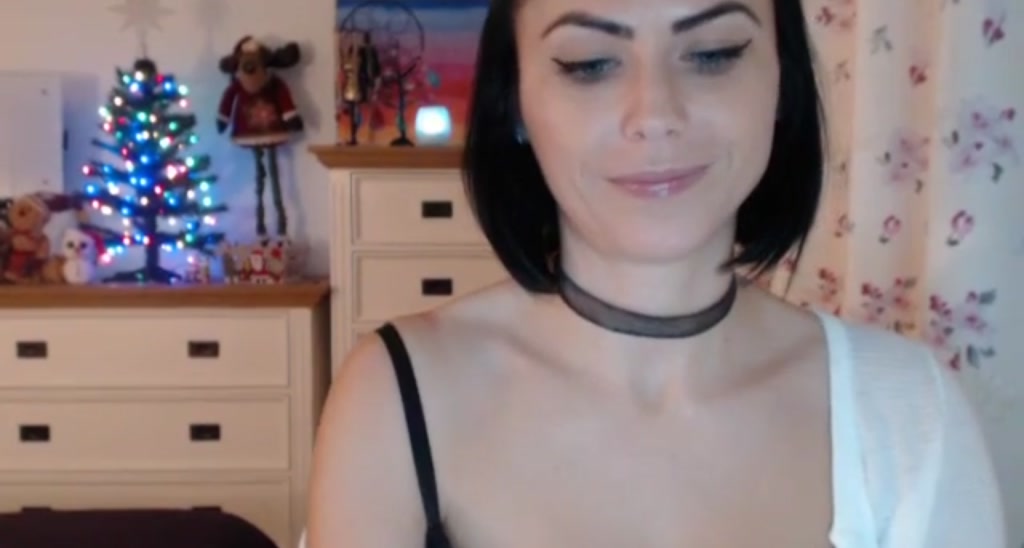 Ami_White video thumbnail