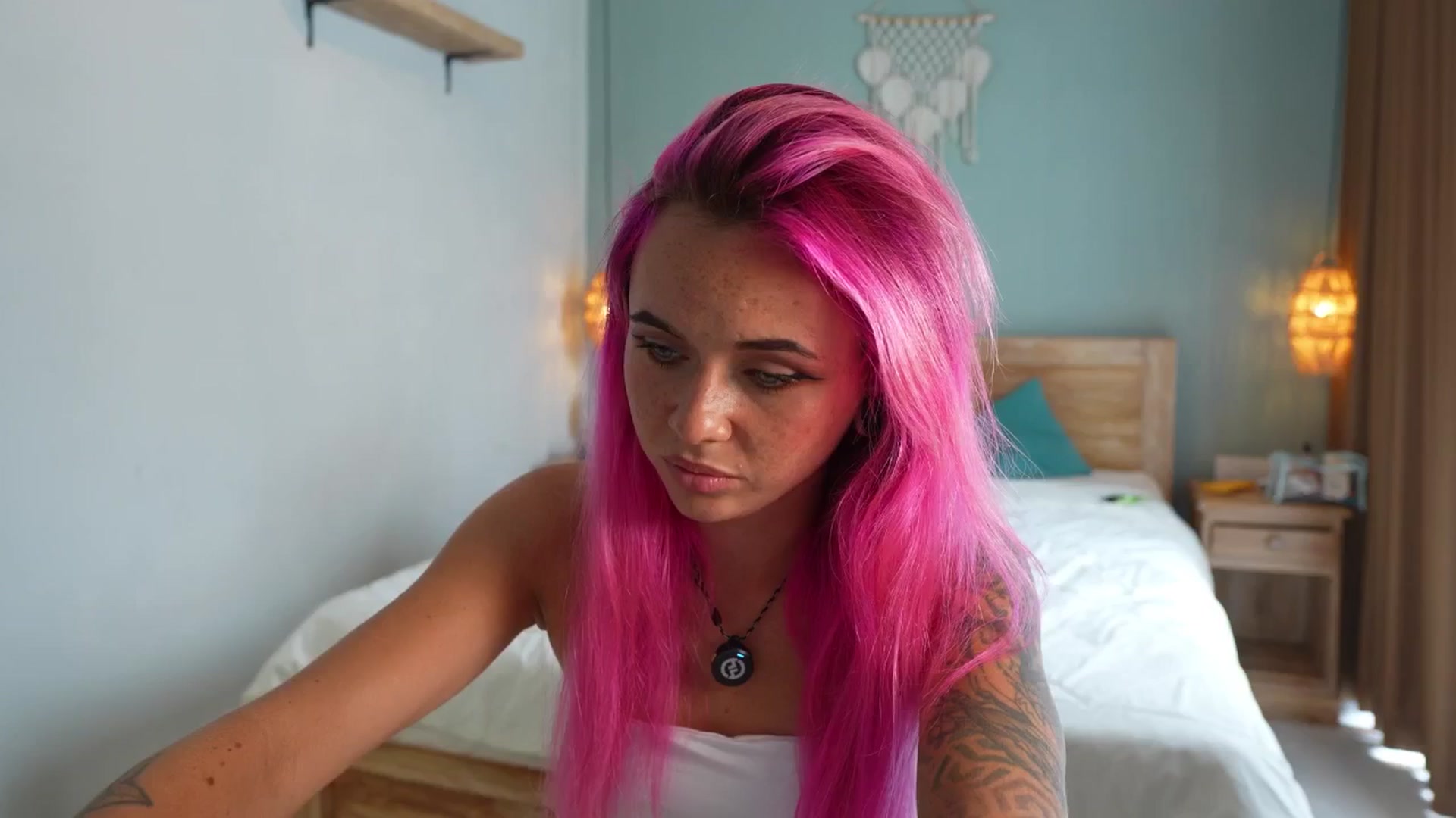 Sarah_Pink video thumbnail