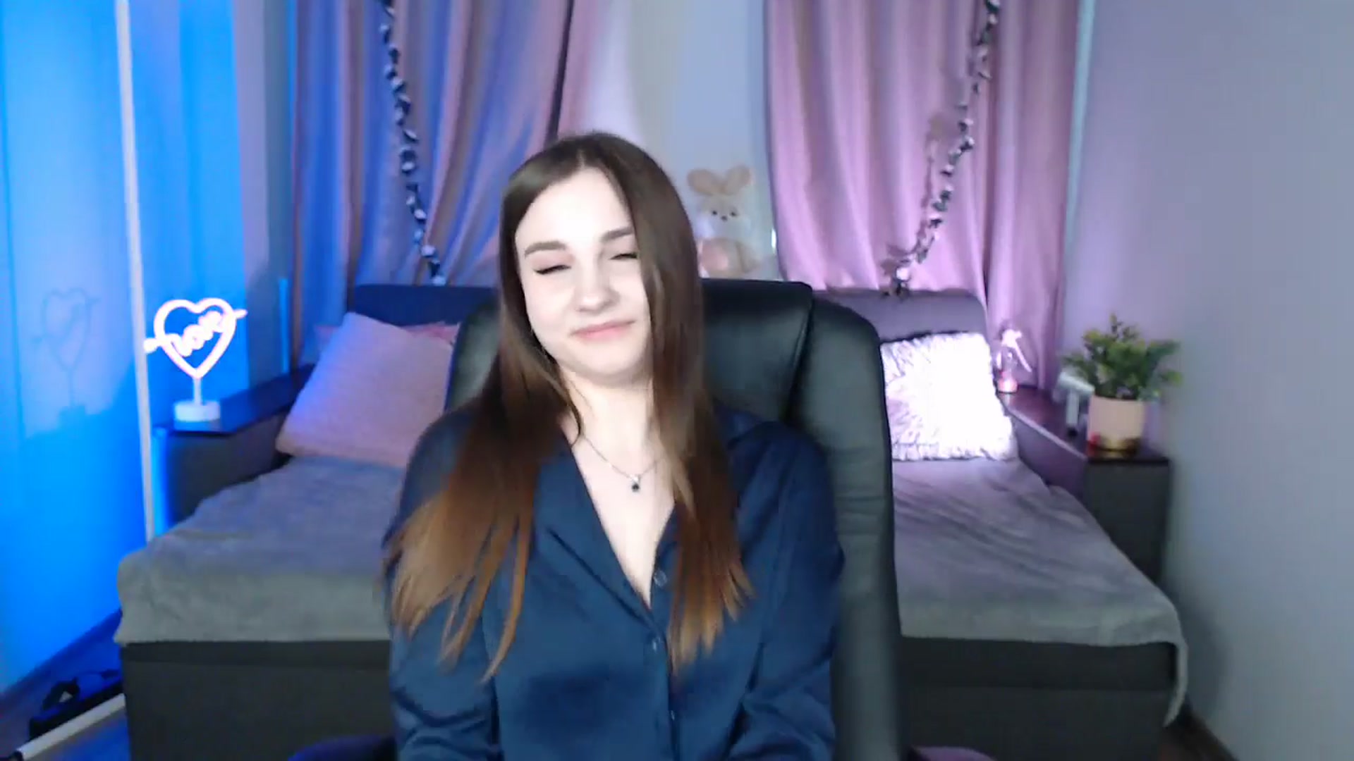 LaneyGrey video thumbnail