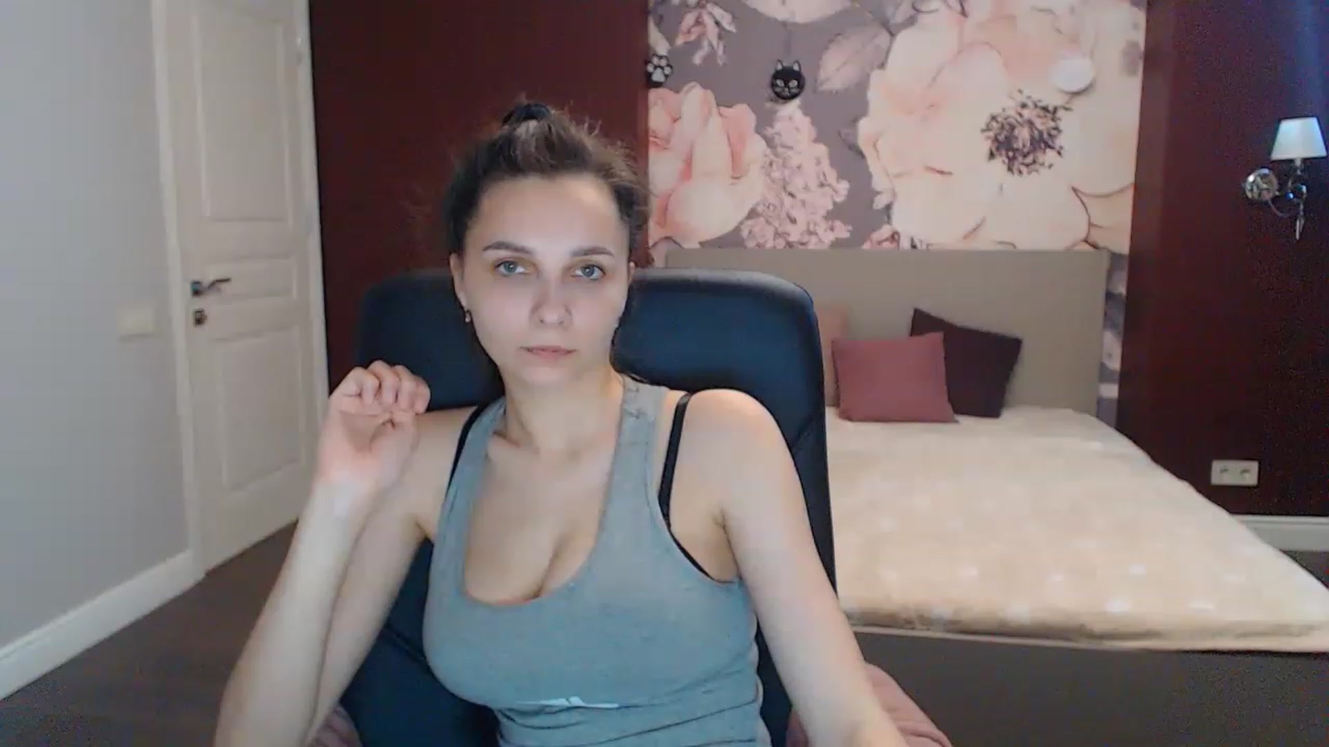 Karina_Mils video thumbnail