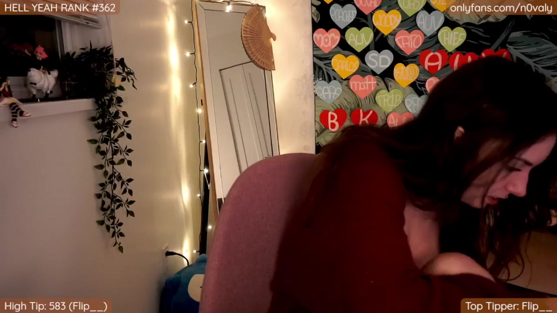 N0valy video thumbnail