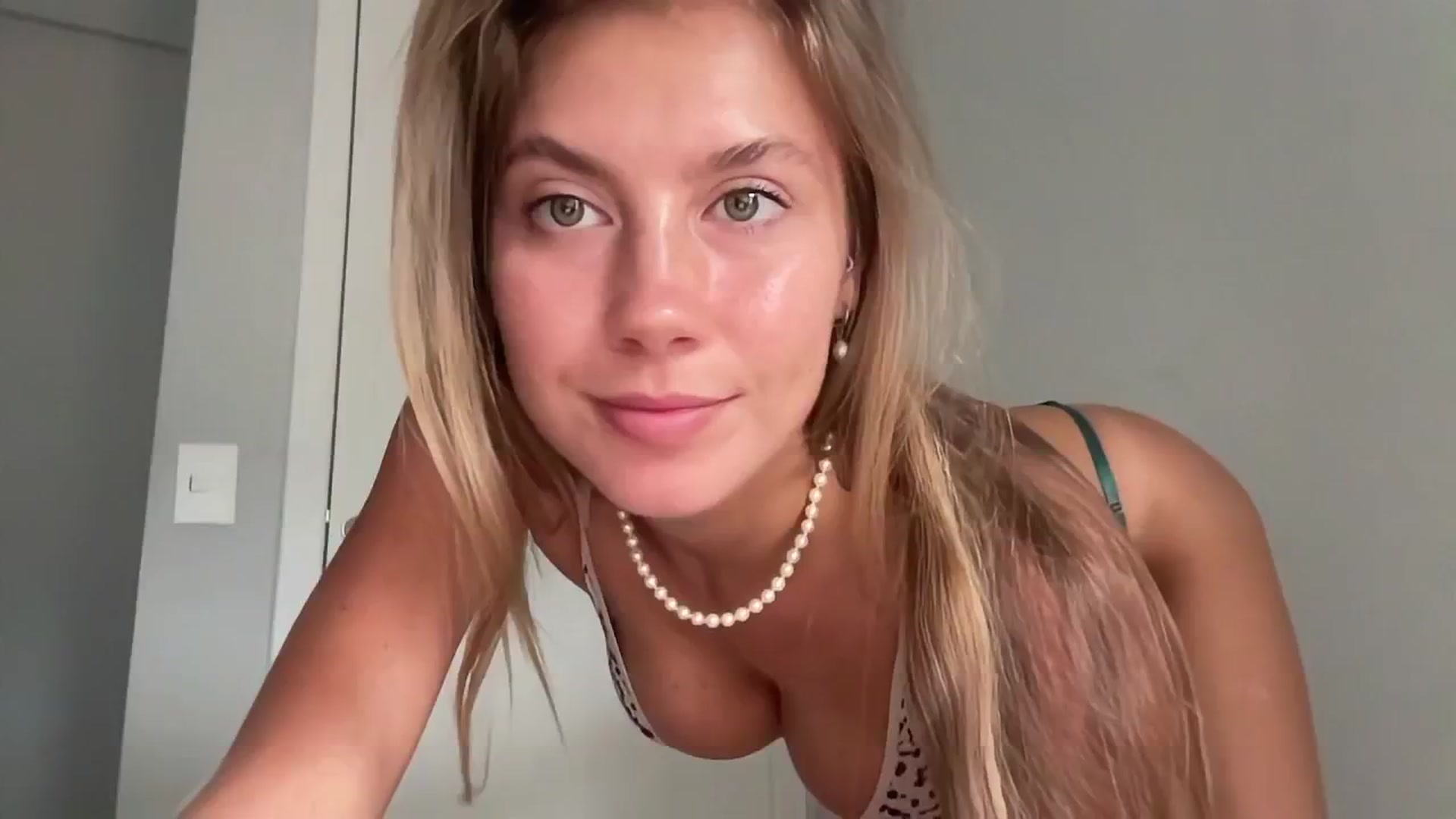 SurfGirls video thumbnail